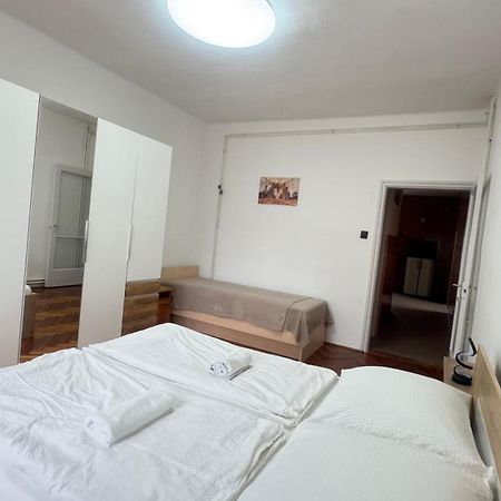 Pingvin Cukraszda Apartman Balatonmáriafürdő Екстериор снимка
